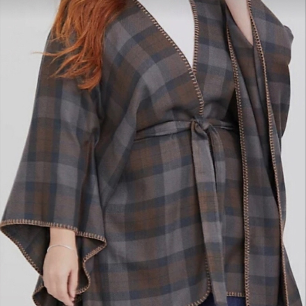 OUTLANDER TARTAN PLAID RUANA (gently used)